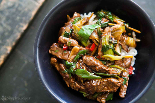 Halal grass-fed skirt steak stir-fry with fresh ginger and scallions